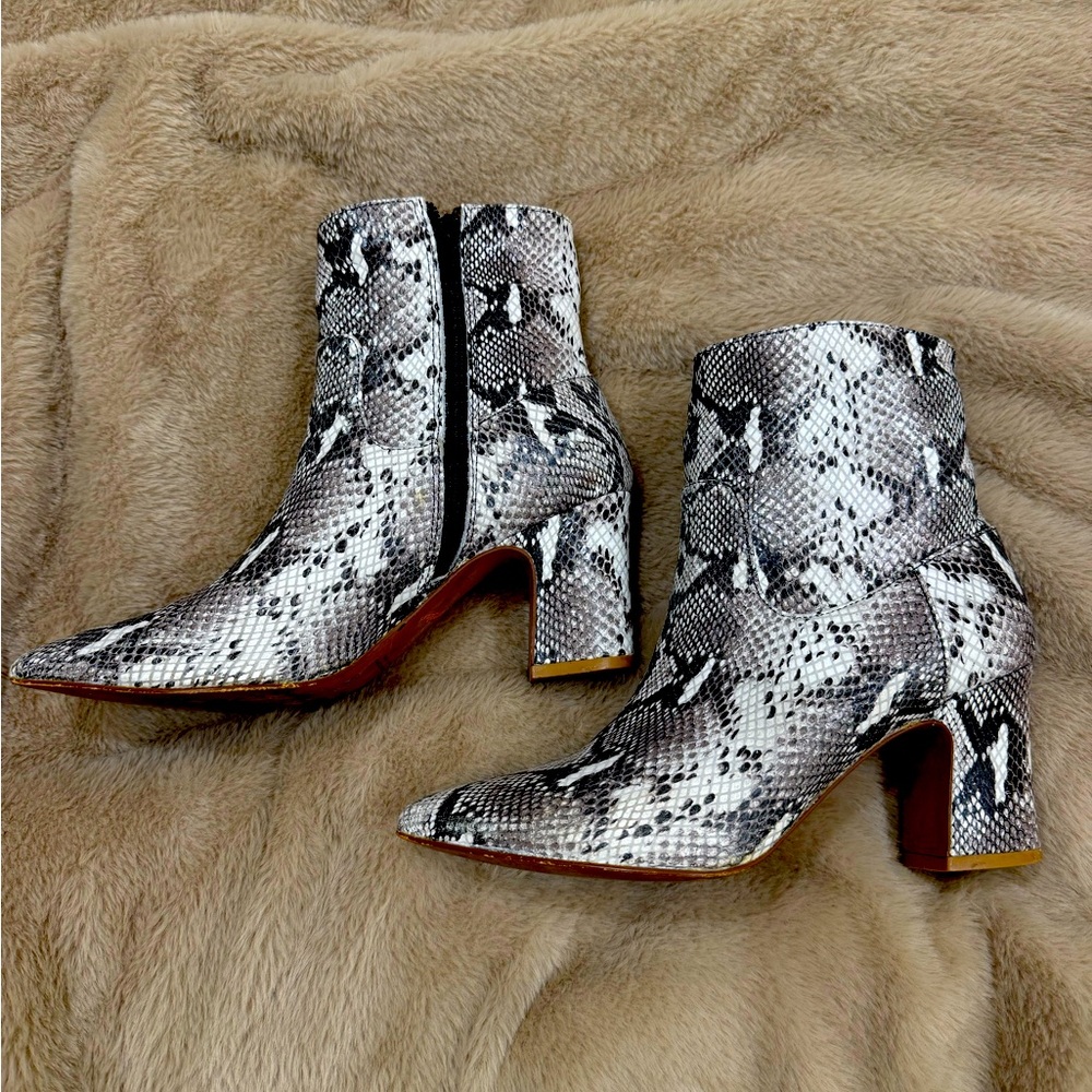 Kristin Cavallari Chinese Laundry Oakland Bootie